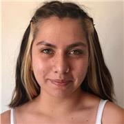 Imparto clases de apoyo escolar acorde a las necesidades del estudiante. Además de clases de artes escénicas y juegos artísticos para ayudar a desarrollar la personalidad de los niños y niñas.